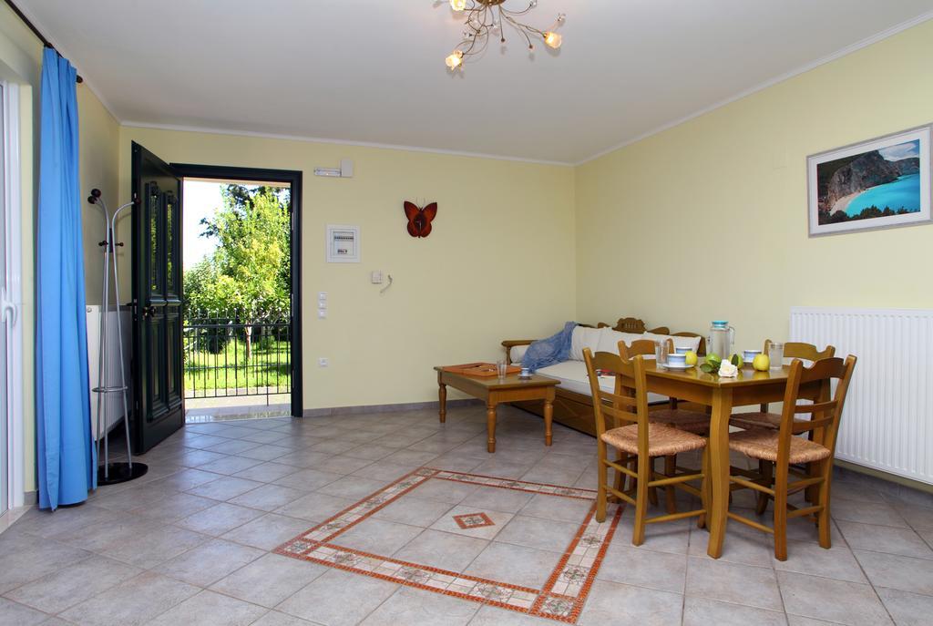 Liogerma Villas Áyios Nikítas Exteriör bild
